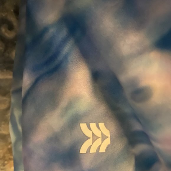 🌧️ "All in Motion" Kids Raincoat - Size L 🌧️ - Picture 4 of 4